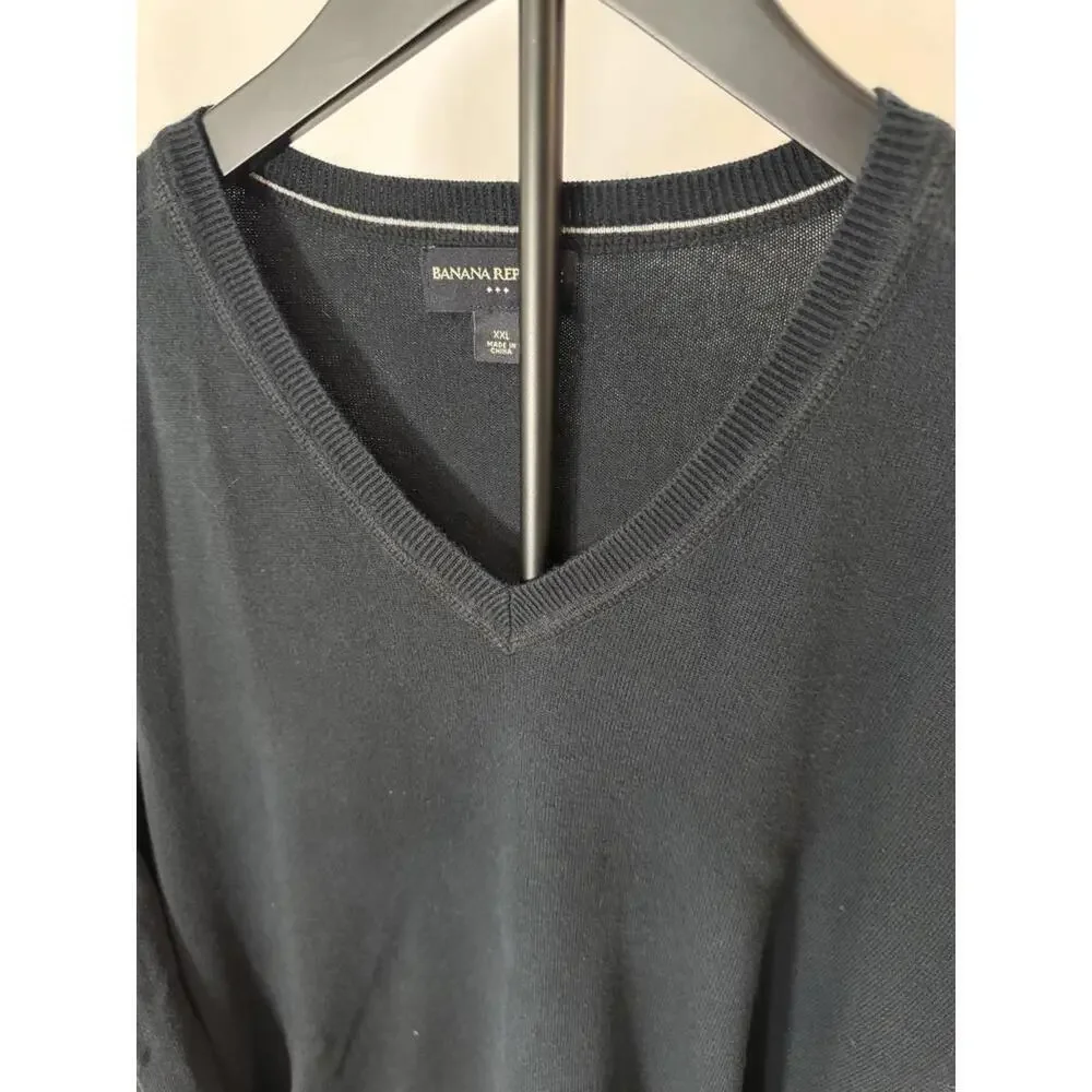 Banana Republic Sweater Long Sleeve  Mens 2XL Navy Blue Extra Fine Cotton V-Neck